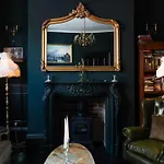 Vintage Townhouse, Wood Burner, Leafy Garden, Close To The Beach